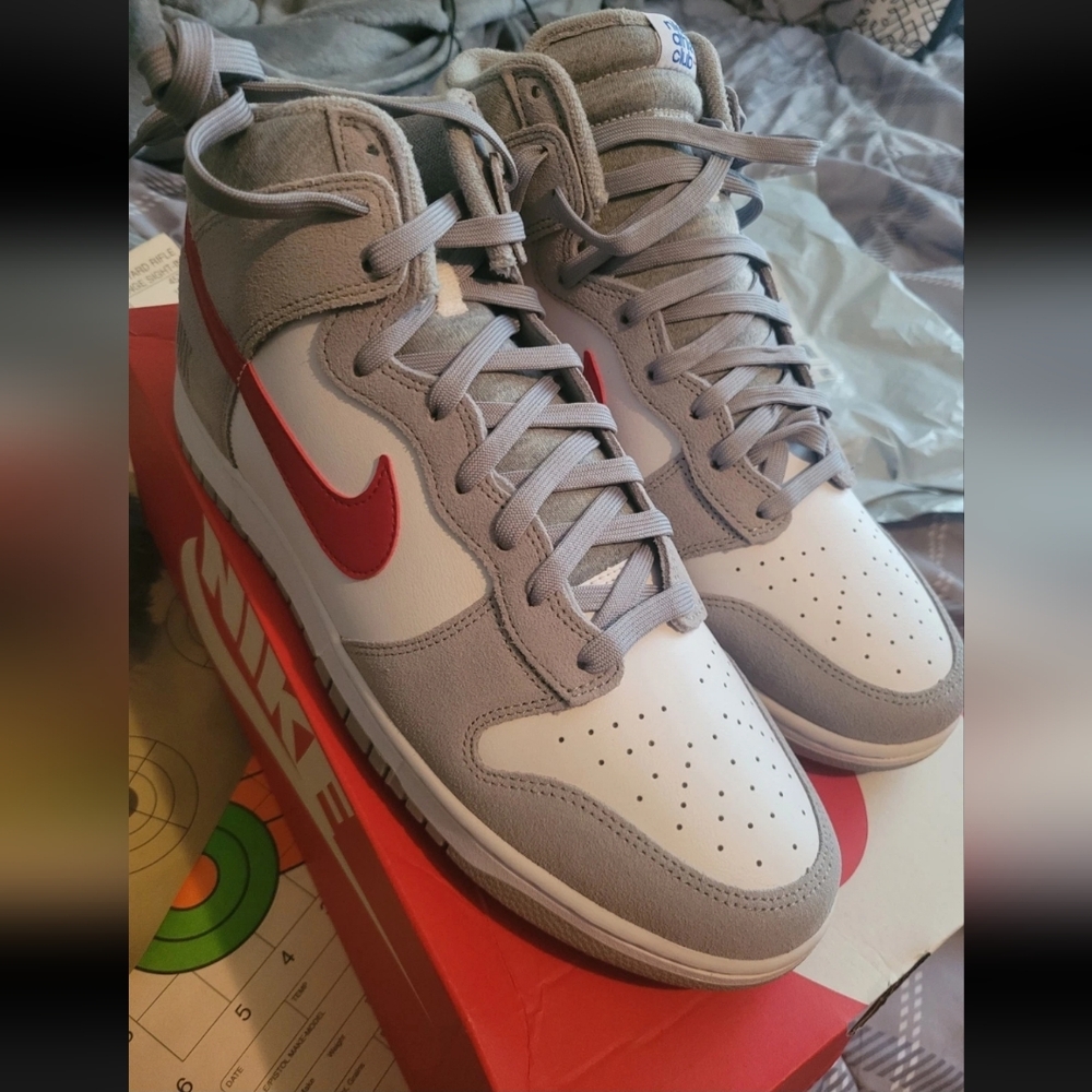 Brand New! Nike Dunk High Retro Se Gray and Red High-Top Sneakers